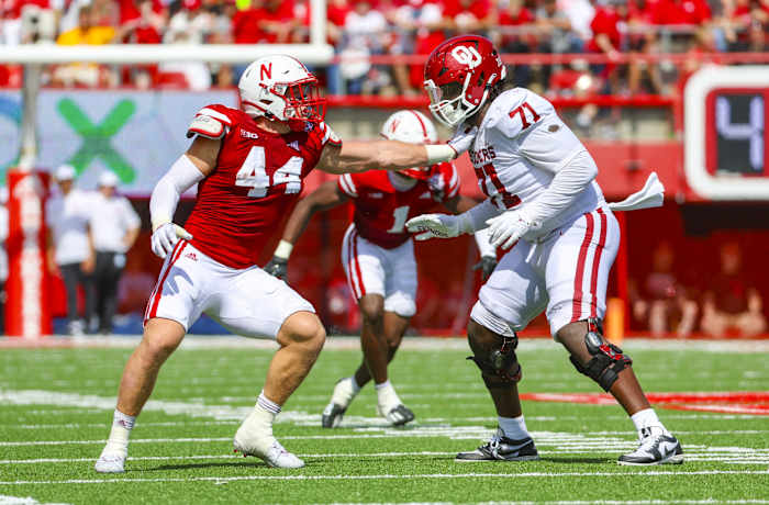 Sep 17, 2022; Lincoln, Nebraska, USA; Oklahoma Sooners offensive lineman Anton Harrison (71) blocks Nebraska Cornhuskers defensive end Garrett Nelson (44) during the game at Memorial Stadium. Mandatory Credit: Kevin Jairaj-USA TODAY Sports